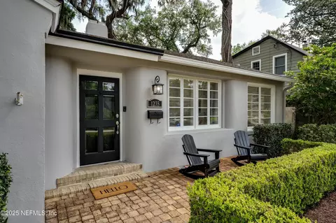 1235 Morvenwood Rd, Jacksonville, FL 32207