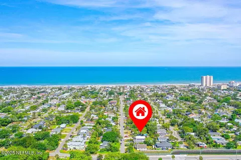 573 Oleander St, Neptune Beach, FL 32266