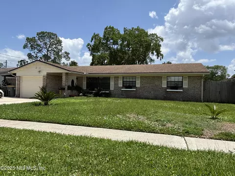 6050 Carrevero Dr S, Jacksonville, FL 32216