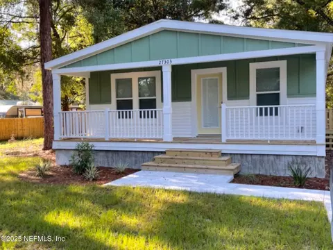 27303 New Front St, Hilliard, FL 32046