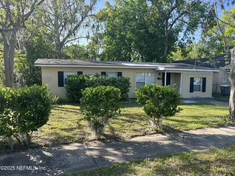 4130 Leonard Cir W, Jacksonville, FL 32209