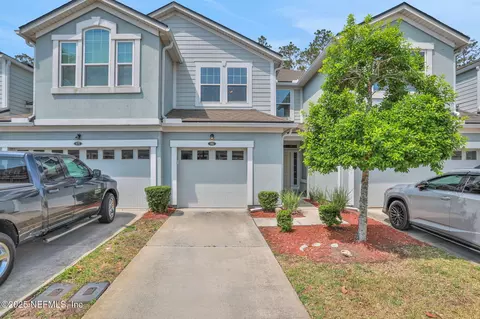 181 Richmond Dr, Saint Johns, FL 32259