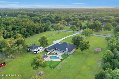 13609 Bob Burnsed Rd, Glen Saint Mary, FL 32040