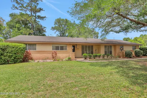 5095 Winchester Dr S, Jacksonville, FL 32217
