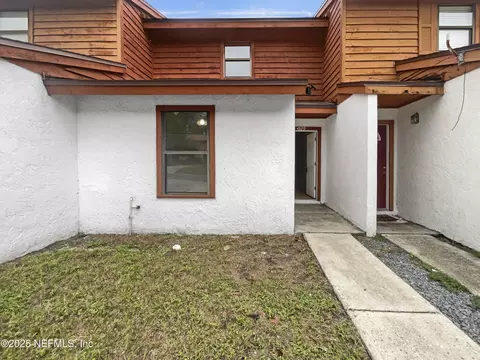 4329 Melissa Ct W, Jacksonville, FL 32210