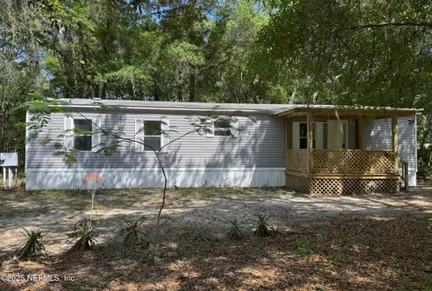 534 Neisman Ave, Interlachen, FL 32148