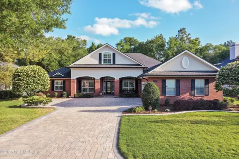 1035 W Dorchester Dr, Saint Johns, FL 32259