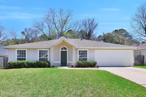 2533 Carriage Lamp Dr, Jacksonville, FL 32246