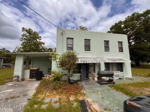 9834 Winston St, Jacksonville, FL 32208