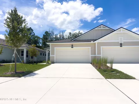 630 Juniper Hills Dr, Saint Johns, FL 32259