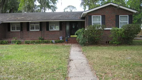 930 Waterman Rd N, Jacksonville, FL 32207