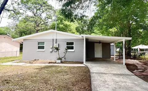 4529 Melvin Cir W, Jacksonville, FL 32210