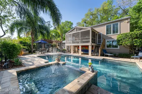 1836 Nightfall Dr, Neptune Beach, FL 32266