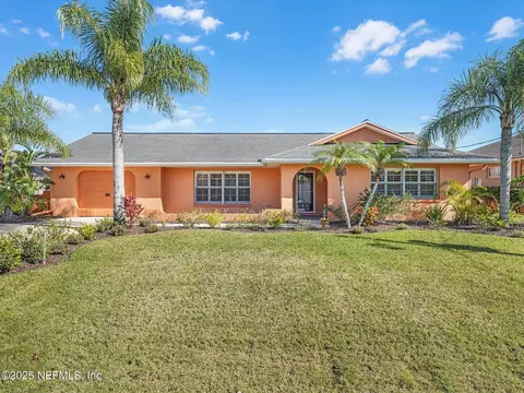 40 Clarendon Ct N, Palm Coast, FL 32137