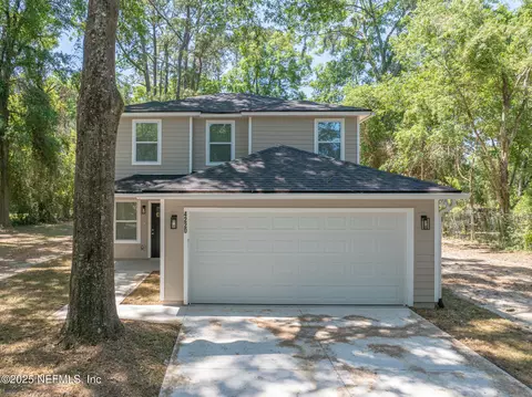 4220 Ribault River Ln, Jacksonville, FL 32209