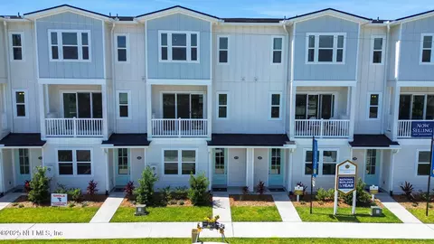 1074 2nd Ave N, Jacksonville Beach, FL 32250