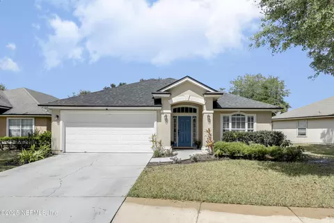 2548 Carson Oaks Dr, Jacksonville, FL 32221