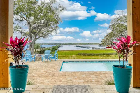 5325 Riverview Dr, Saint Augustine, FL 32080