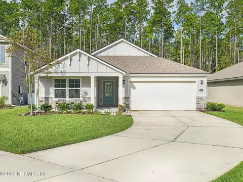 306 Glasgow Dr, Saint Johns, FL 32259