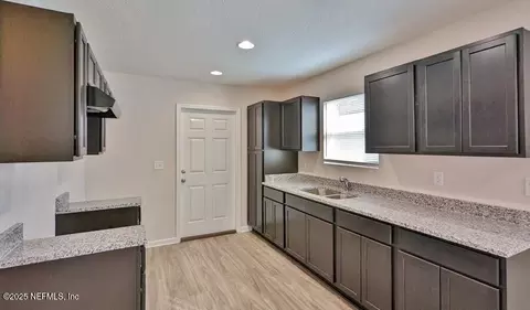 2169 Yulee St, Jacksonville, FL 32209