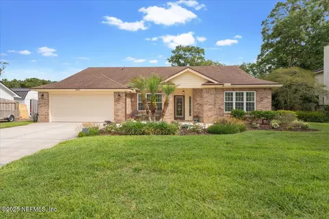 3883 Fairbanks Forest Dr, Jacksonville, FL 32223