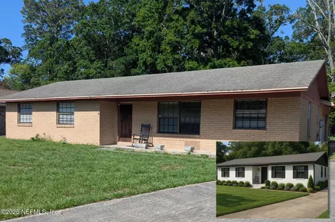 4912 Lofty Pines Cir, Jacksonville, FL 32210