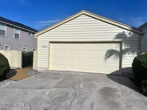 5463 Mariners Cove Dr, Jacksonville, FL 32210