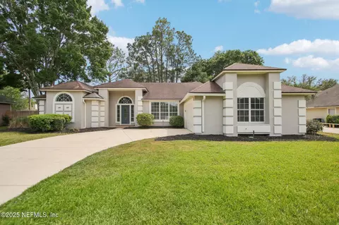 1076 Larkspur Loop, Jacksonville, FL 32259
