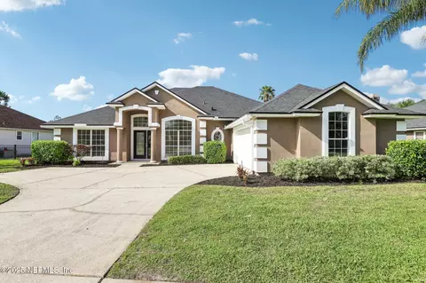 2213 Wide Reach Dr, Fleming Island, FL 32003