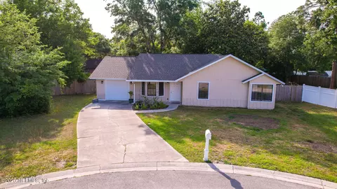 6110 W 1st Mnr, Palatka, FL 32177