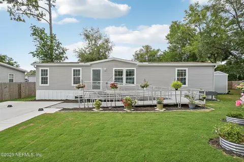 6004 6th Mnr E, Palatka, FL 32177