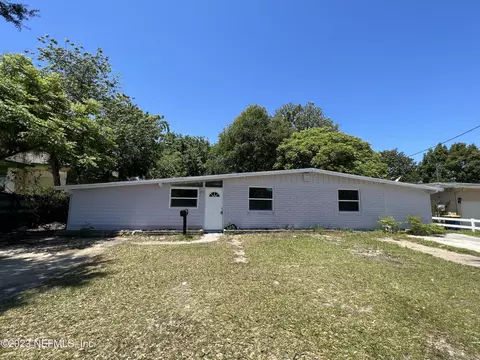 2820 Rogero Rd, Jacksonville, FL 32277