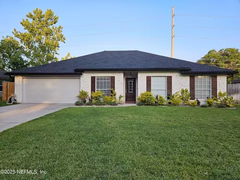 443 Charles Pinckney St, Orange Park, FL 32073