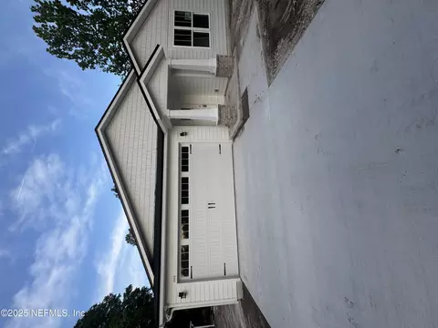 14460 Benton St, Jacksonville, FL 32218