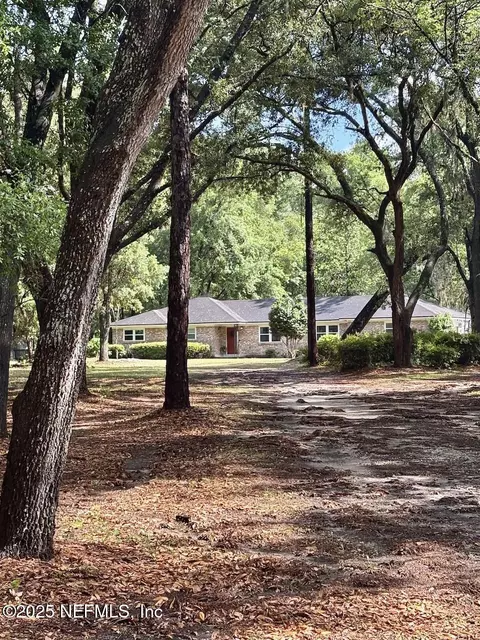 540 Arthur Moore Dr, Green Cove Springs, FL 32043