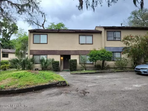 704 Oaks Manor Ct #N4-2, Jacksonville, FL 32211