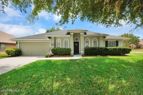 14053 Eagle Feathers Dr, Jacksonville, FL 32226