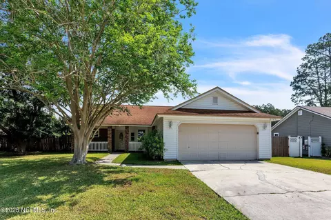 1727 Penzance Pkwy, Middleburg, FL 32068