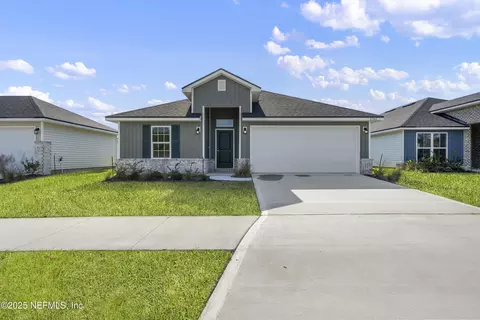 8346 Helmsley Blvd, Jacksonville, FL 32219