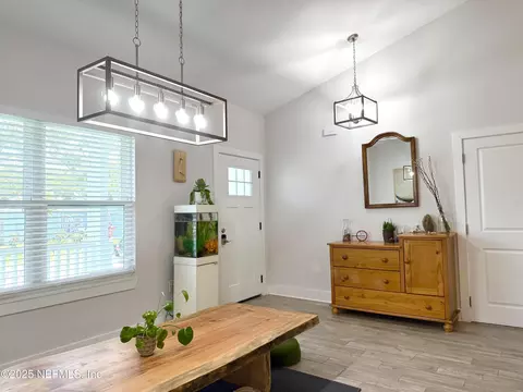 Entry Way - 330 Trade Wind Ln, Saint Augustine, FL 32080 photo 1 of 2