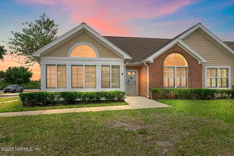 4365 Sunbeam Lake Dr, Jacksonville, FL 32257