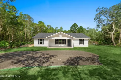 109 Ridge Ave, Crescent City, FL 32112