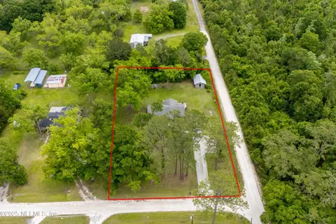 5715 NW 203rd St, Starke, FL 32091