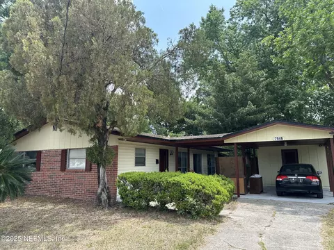 7946 Arble Dr, Jacksonville, FL 32211