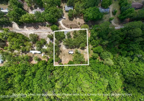 829 Gregory Rd, Jacksonville, FL 32234