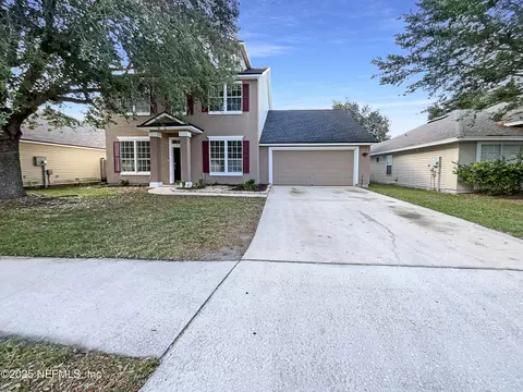 9141 Prosperity Lake Dr, Jacksonville, FL 32244