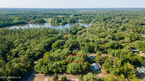 102 Rose Dr, Interlachen, FL 32148 photo 1
