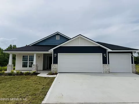 8399 Helmsley Blvd, Jacksonville, FL 32219