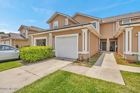 738 Scrub Jay Dr, Saint Augustine, FL 32092