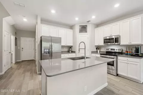 150 Boracay Cir, Saint Johns, FL 32259 photo 1